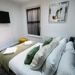 Winter Gardens Suites By Sasco