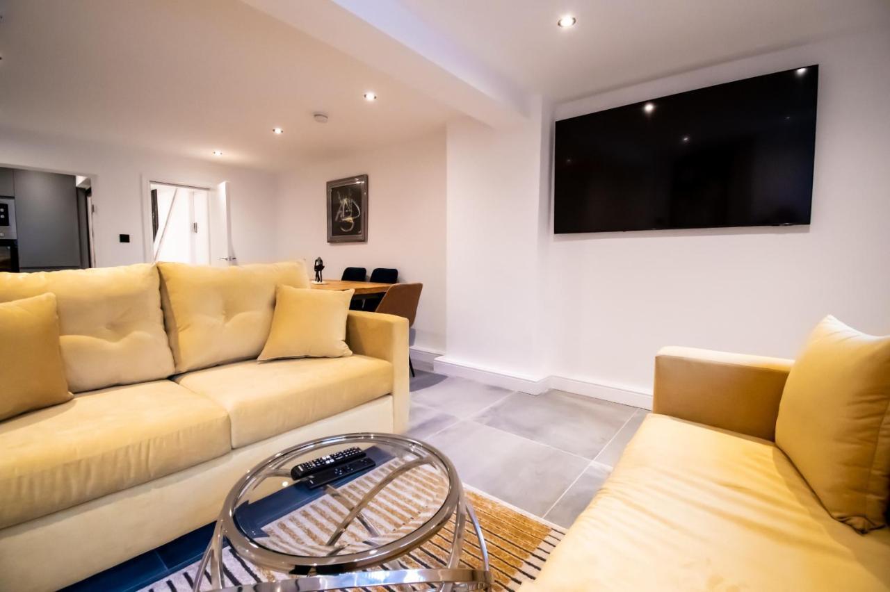 Winter Gardens By Sasco Apartment